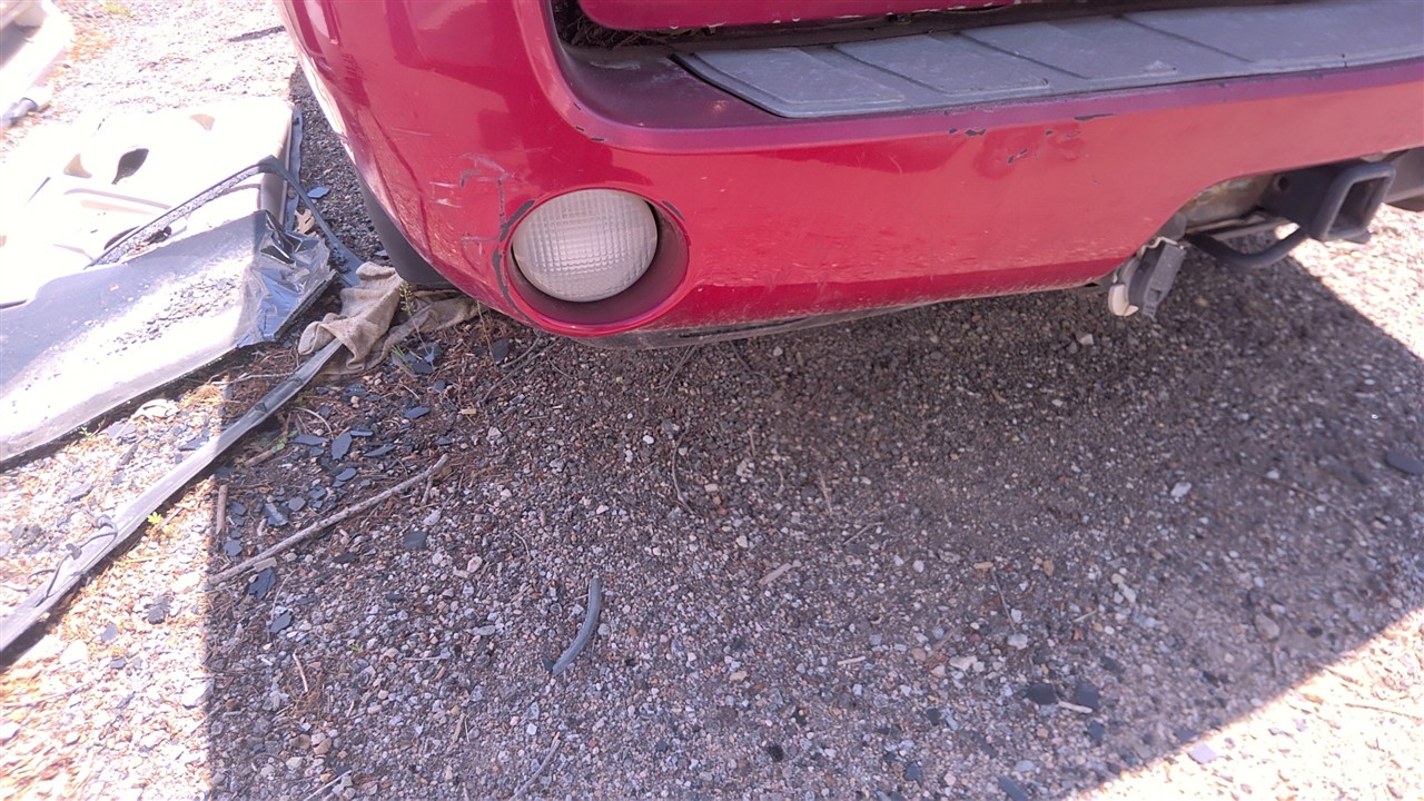 https://f005.backblazeb2.com/file/img-partshotlines-com/Inventory/EX921/Vehicle/6319_02.jpg