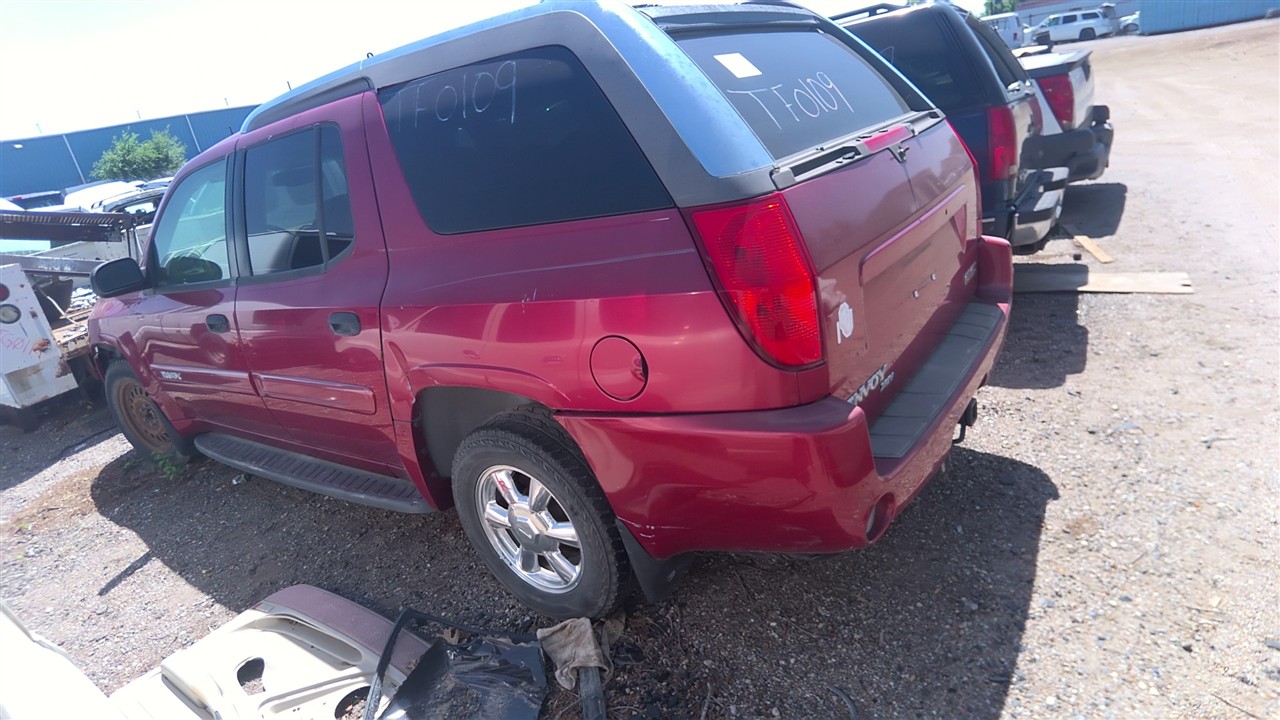 https://f005.backblazeb2.com/file/img-partshotlines-com/Inventory/EX921/Vehicle/6319_10.jpg