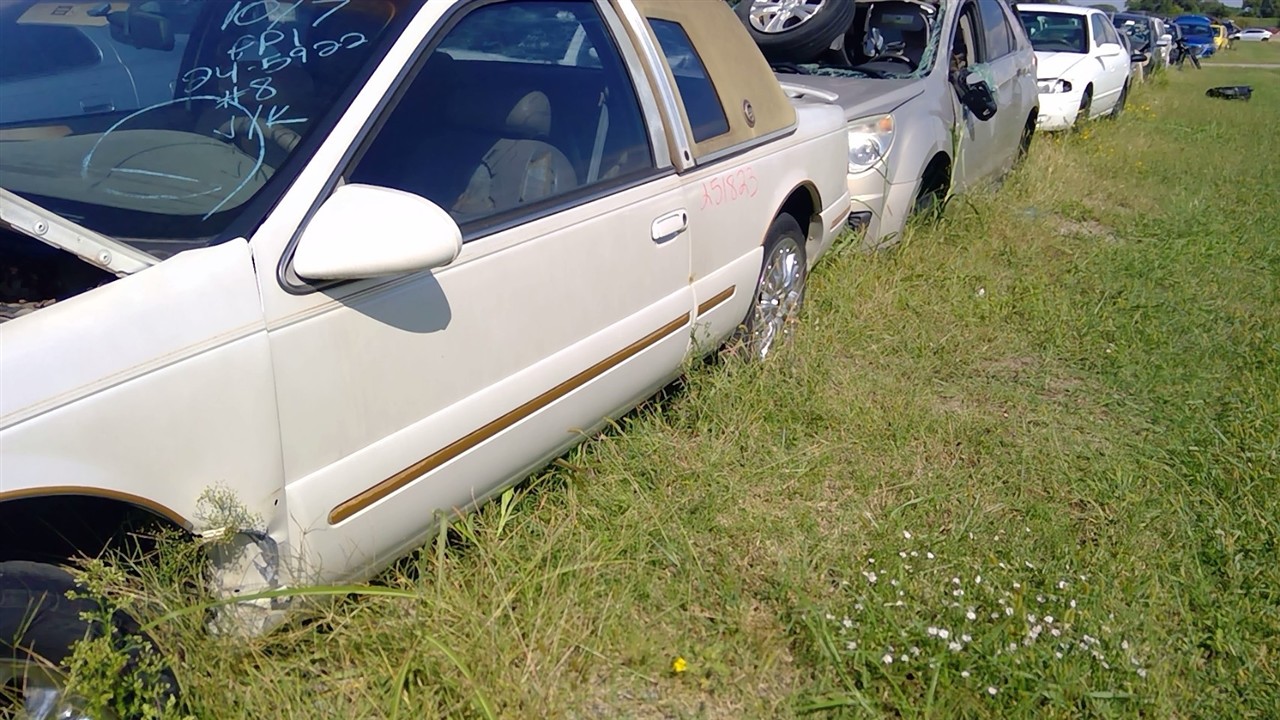 https://f005.backblazeb2.com/file/img-partshotlines-com/Inventory/EX921/Vehicle/6756_07.jpg