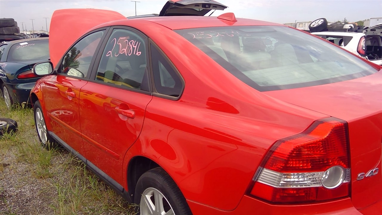 https://f005.backblazeb2.com/file/img-partshotlines-com/Inventory/EX921/Vehicle/6841_07.jpg