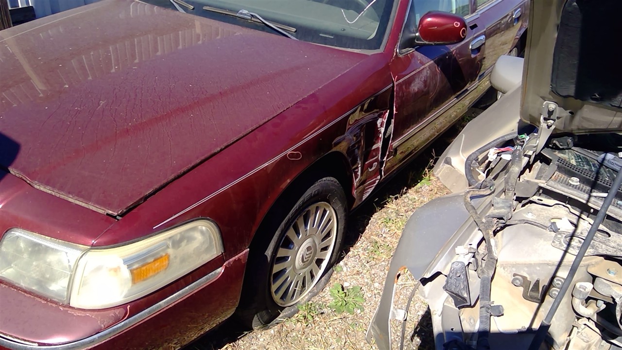 https://f005.backblazeb2.com/file/img-partshotlines-com/Inventory/EX921/Vehicle/7026_01.jpg