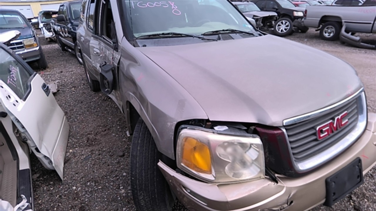 https://f005.backblazeb2.com/file/img-partshotlines-com/Inventory/EX921/Vehicle/7049_08.jpg