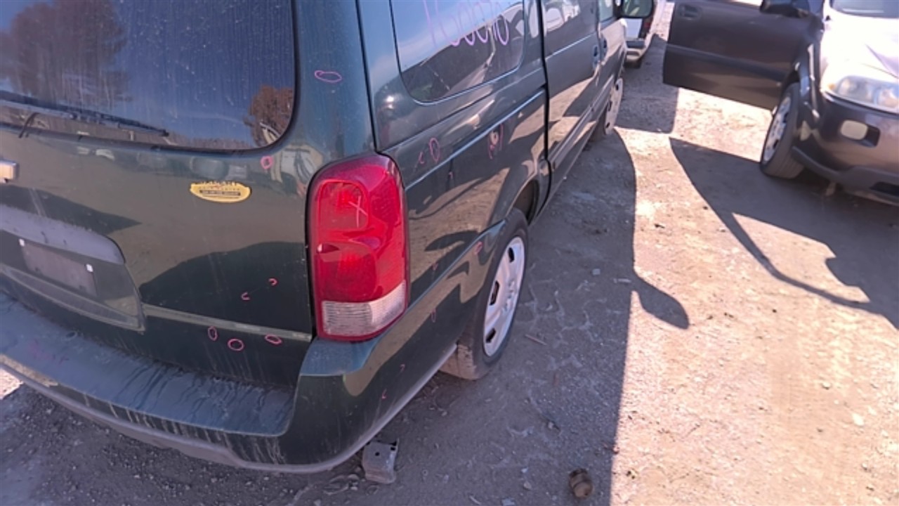 https://f005.backblazeb2.com/file/img-partshotlines-com/Inventory/EX921/Vehicle/7197_05.jpg