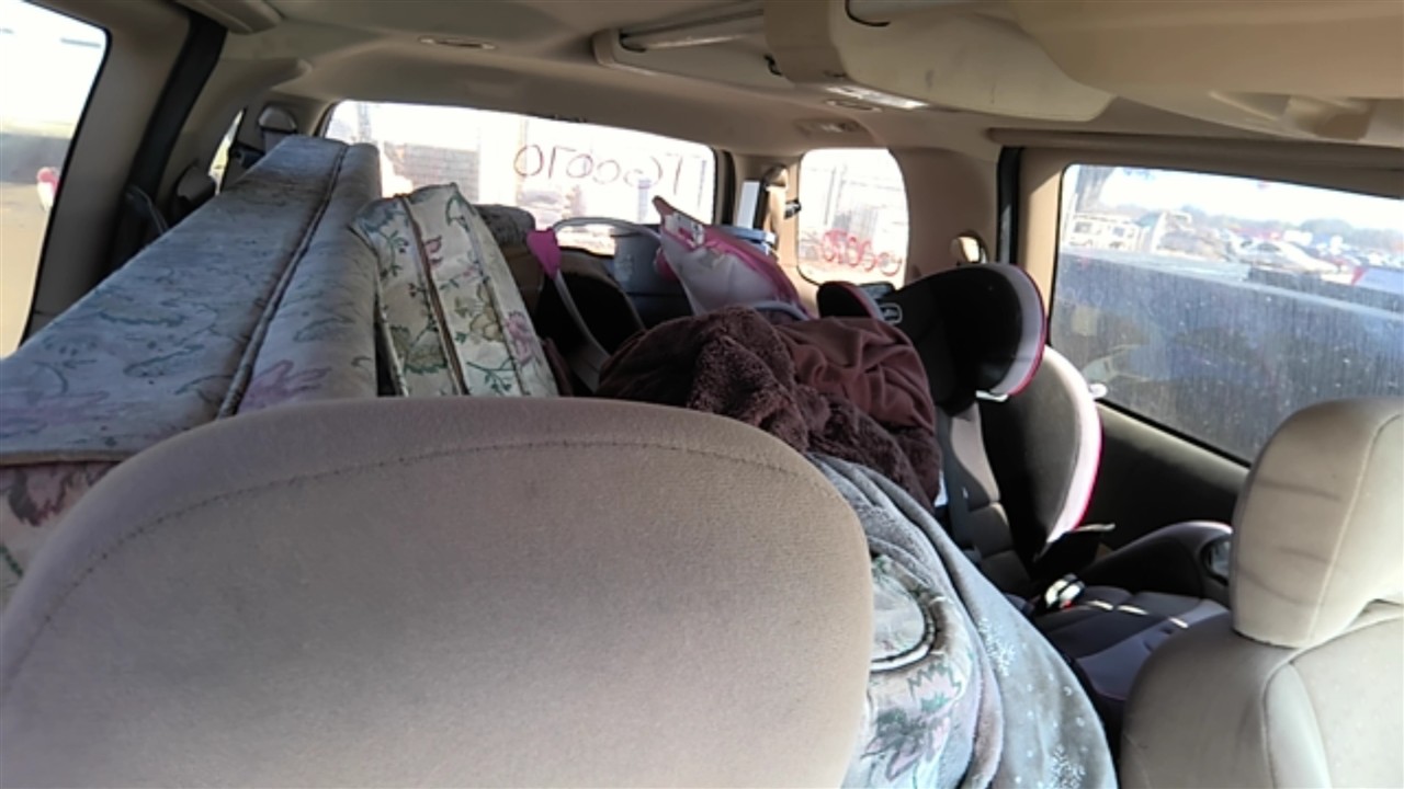 https://f005.backblazeb2.com/file/img-partshotlines-com/Inventory/EX921/Vehicle/7197_12.jpg