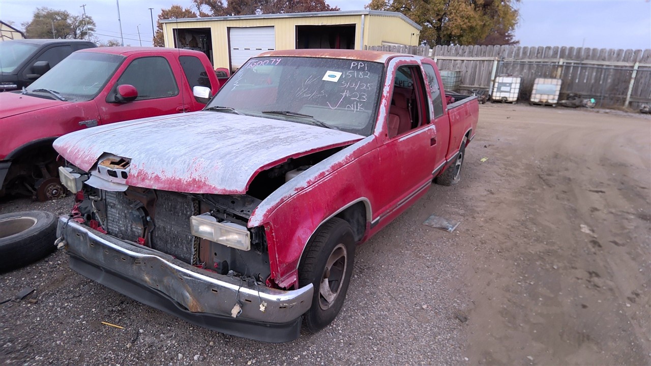 https://f005.backblazeb2.com/file/img-partshotlines-com/Inventory/EX921/Vehicle/7210_02.jpg