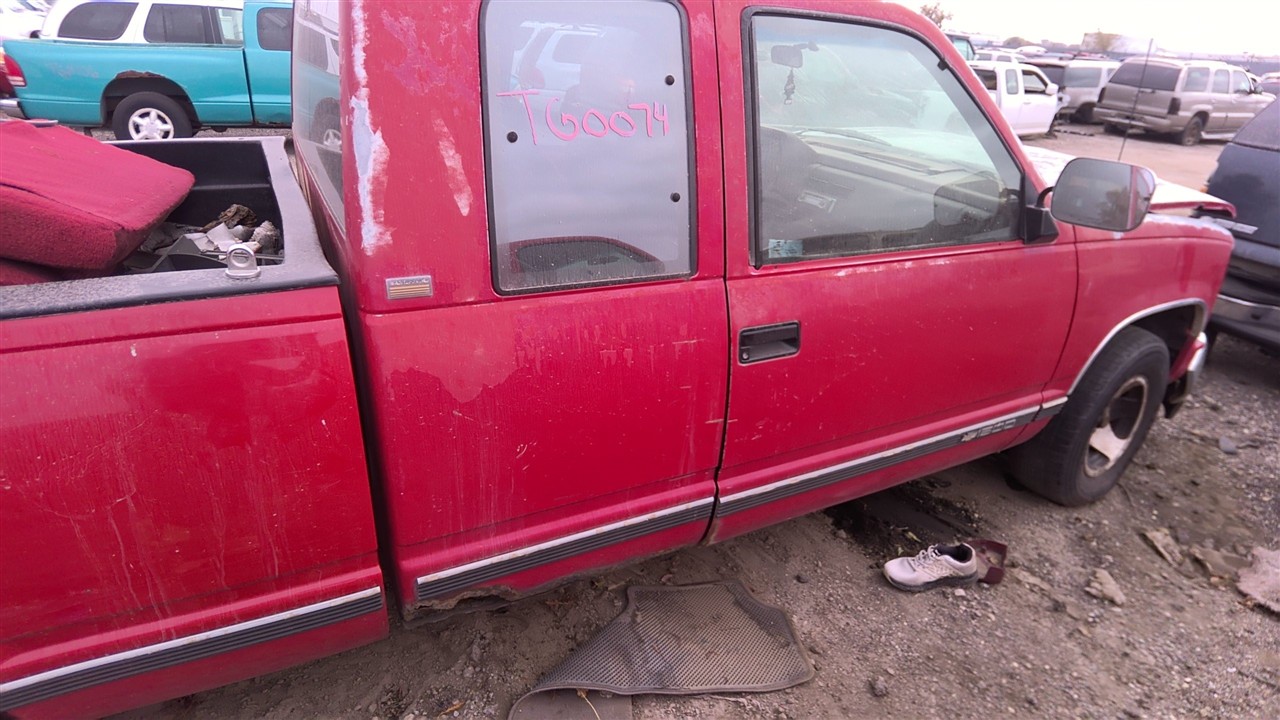 https://f005.backblazeb2.com/file/img-partshotlines-com/Inventory/EX921/Vehicle/7210_07.jpg