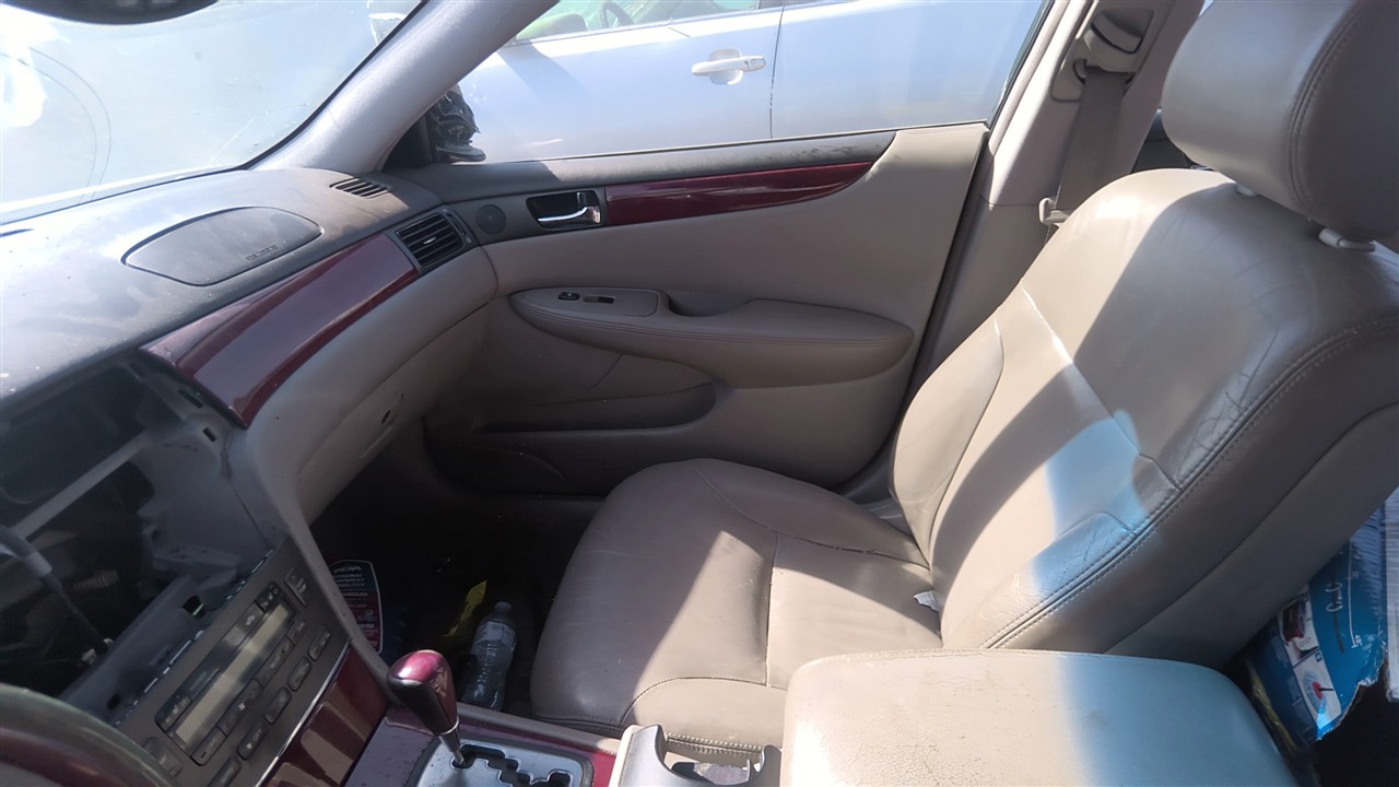 https://f005.backblazeb2.com/file/img-partshotlines-com/Inventory/EX921/Vehicle/7299_11.jpg