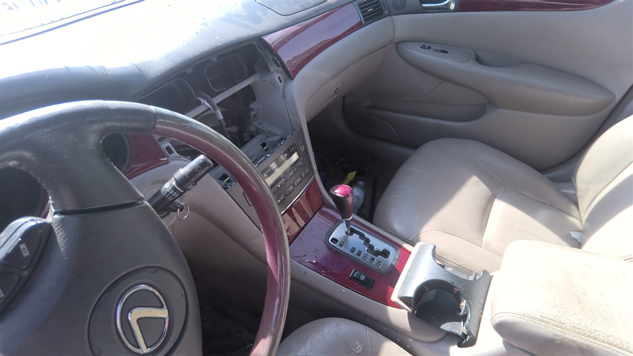 https://f005.backblazeb2.com/file/img-partshotlines-com/Inventory/EX921/Vehicle/7299_12.jpg