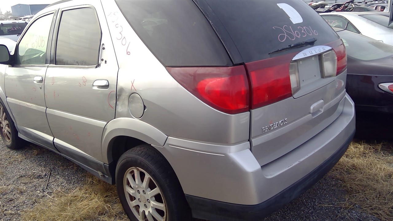 https://f005.backblazeb2.com/file/img-partshotlines-com/Inventory/EX921/Vehicle/7300_04.jpg
