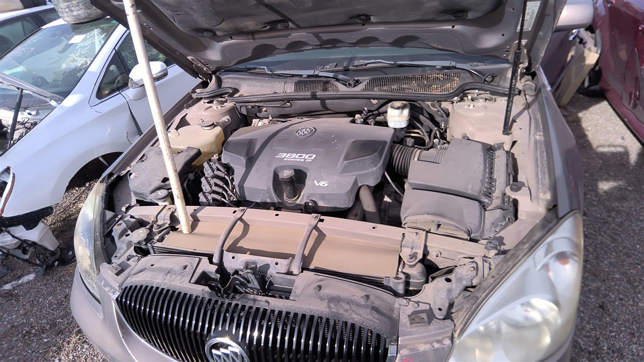https://f005.backblazeb2.com/file/img-partshotlines-com/Inventory/EX921/Vehicle/7305_02.jpg