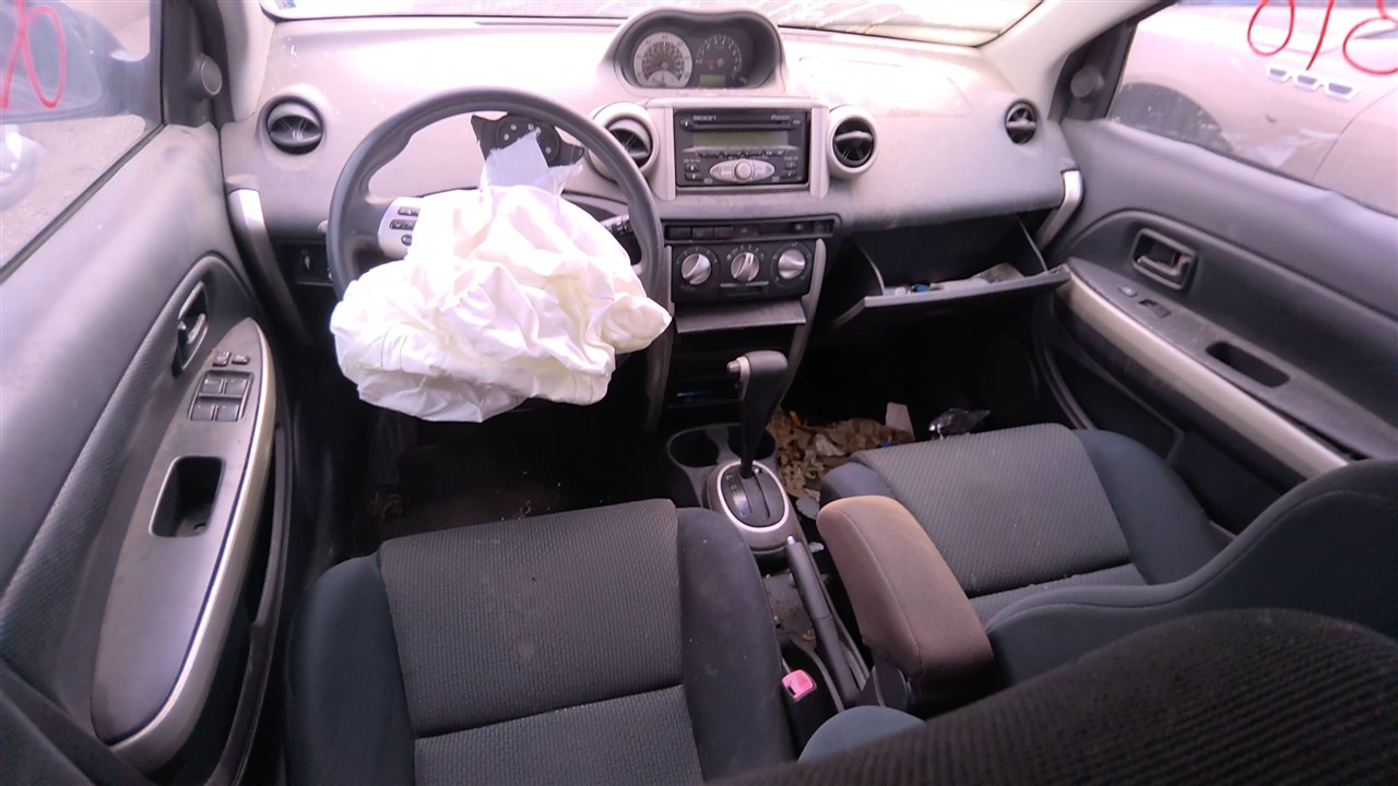 https://f005.backblazeb2.com/file/img-partshotlines-com/Inventory/EX921/Vehicle/7306_12.jpg