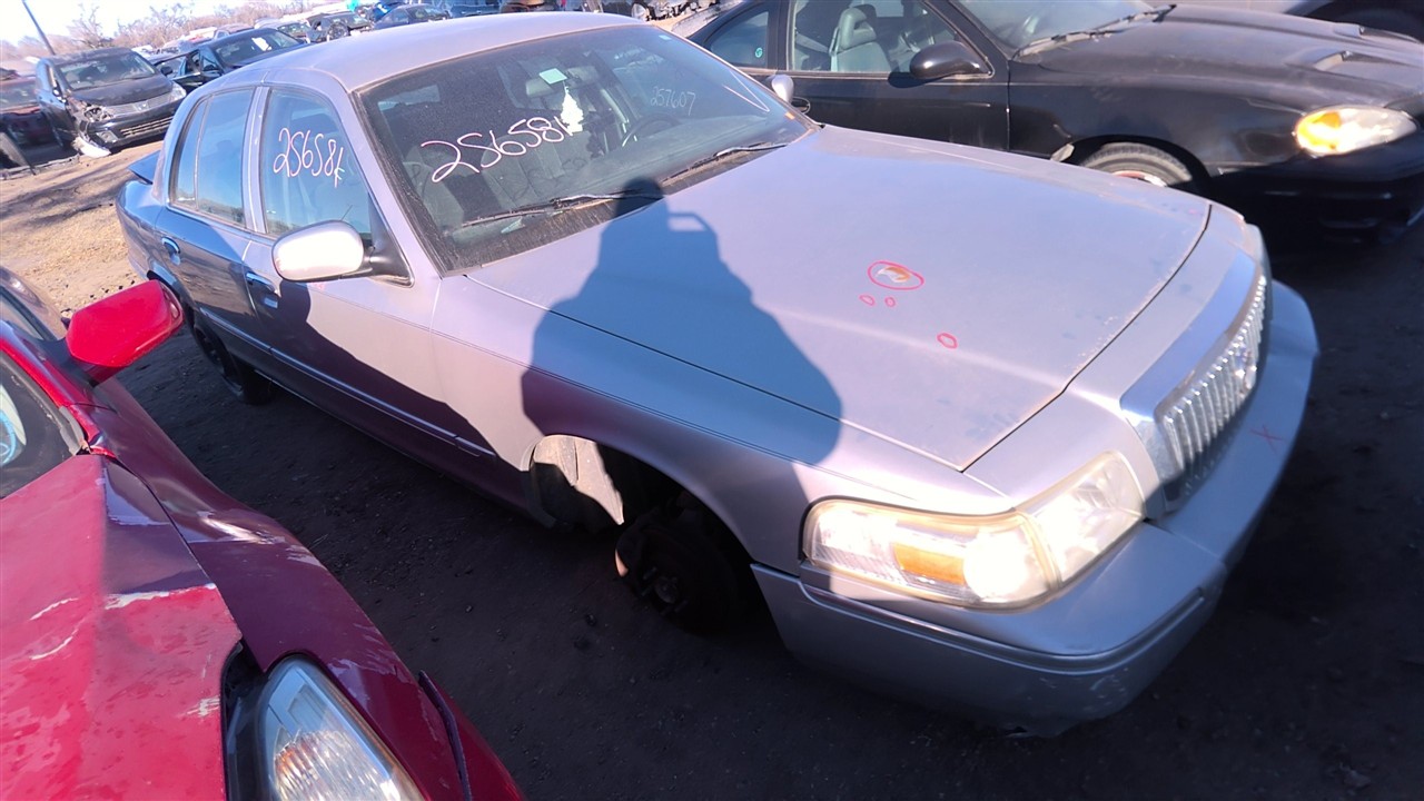 https://f005.backblazeb2.com/file/img-partshotlines-com/Inventory/EX921/Vehicle/7309_09.jpg