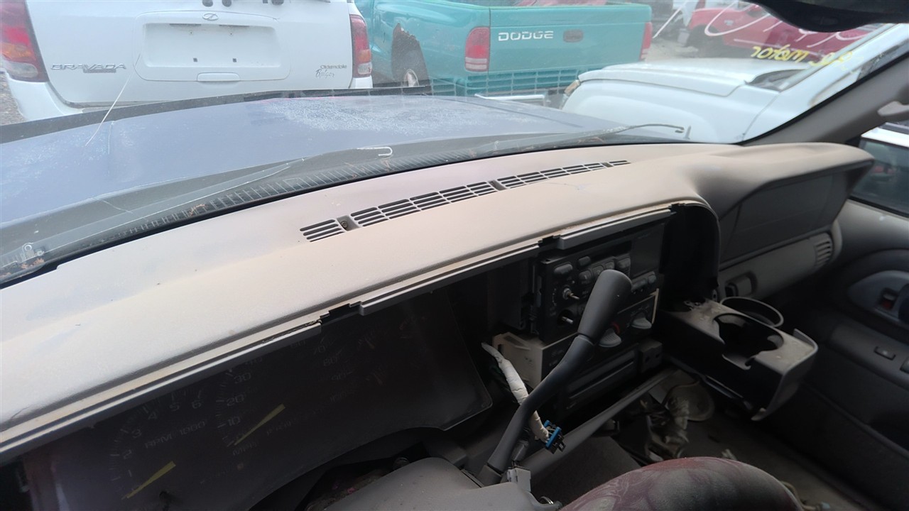 https://f005.backblazeb2.com/file/img-partshotlines-com/Inventory/EX921/Vehicle/7358_08.jpg