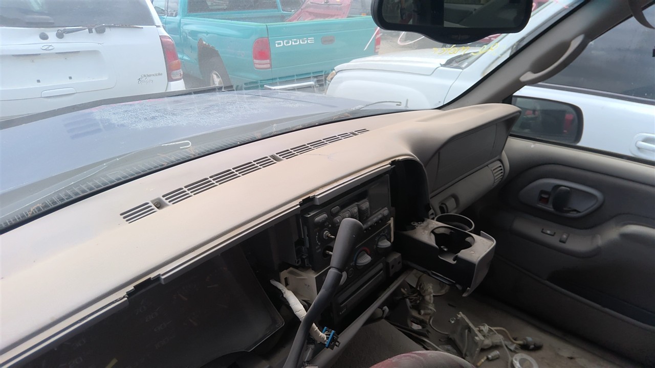 https://f005.backblazeb2.com/file/img-partshotlines-com/Inventory/EX921/Vehicle/7358_09.jpg