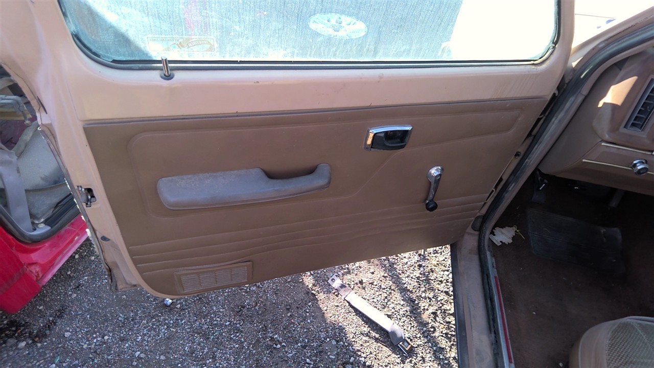 https://f005.backblazeb2.com/file/img-partshotlines-com/Inventory/EX921/Vehicle/7531_03.jpg