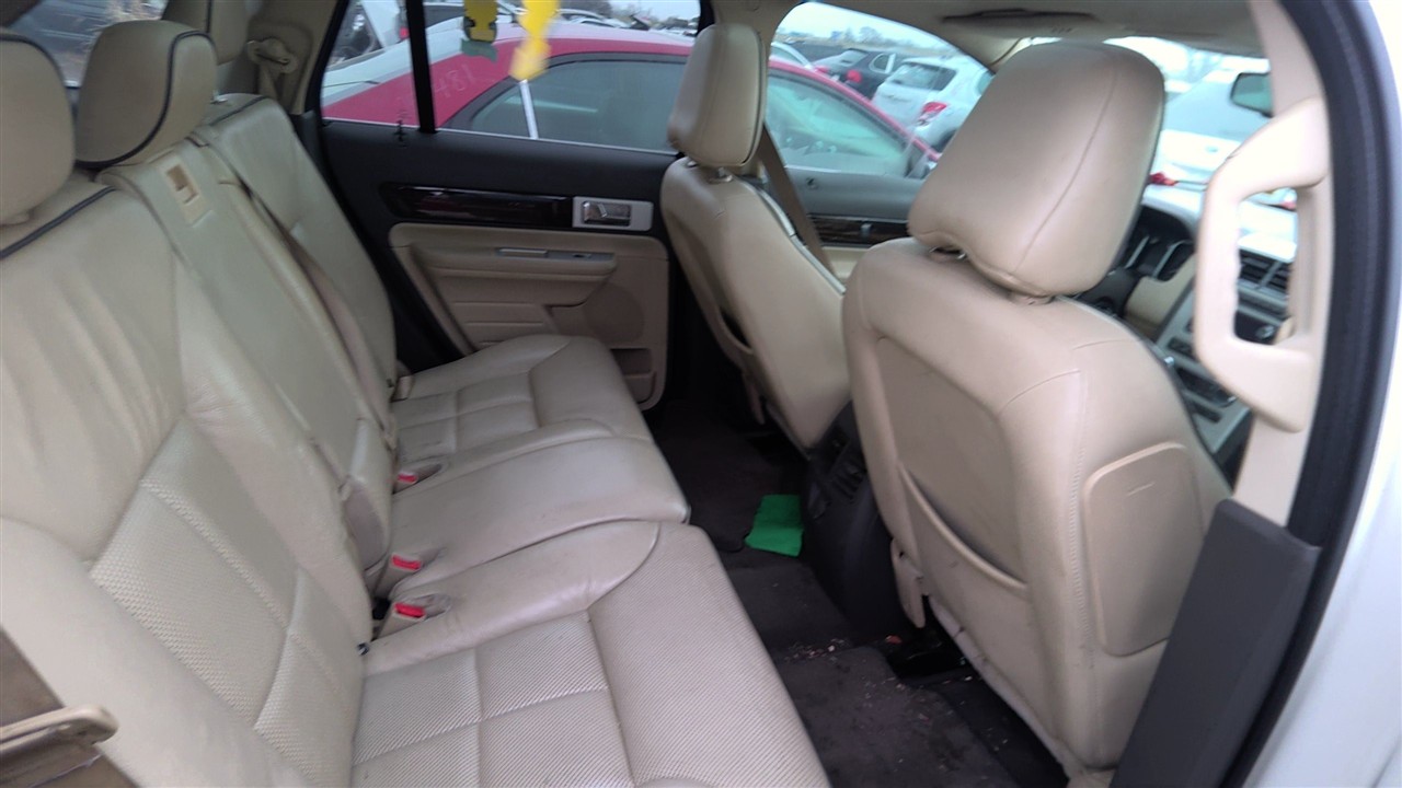 https://f005.backblazeb2.com/file/img-partshotlines-com/Inventory/EX921/Vehicle/7534_08.jpg