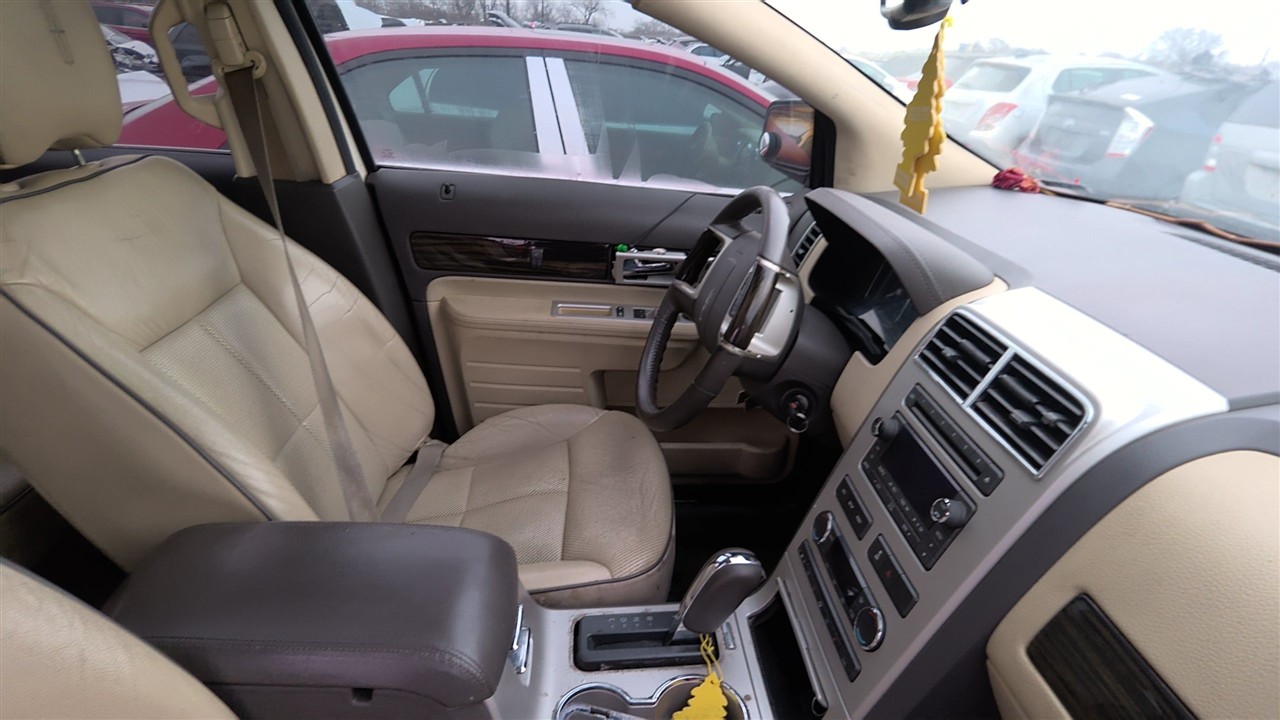 https://f005.backblazeb2.com/file/img-partshotlines-com/Inventory/EX921/Vehicle/7534_11.jpg