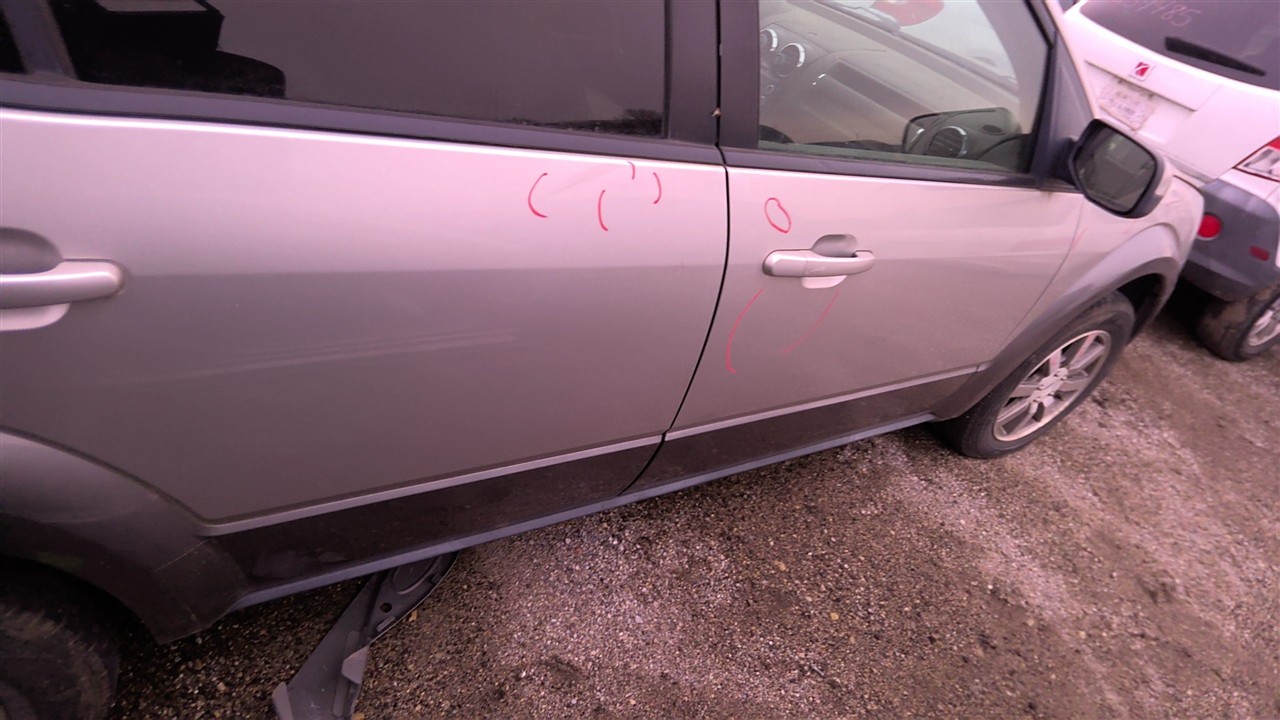 https://f005.backblazeb2.com/file/img-partshotlines-com/Inventory/EX921/Vehicle/7535_07.jpg