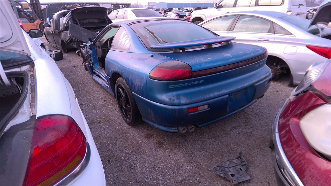 https://f005.backblazeb2.com/file/img-partshotlines-com/Inventory/EX921/Vehicle/7540_12.jpg