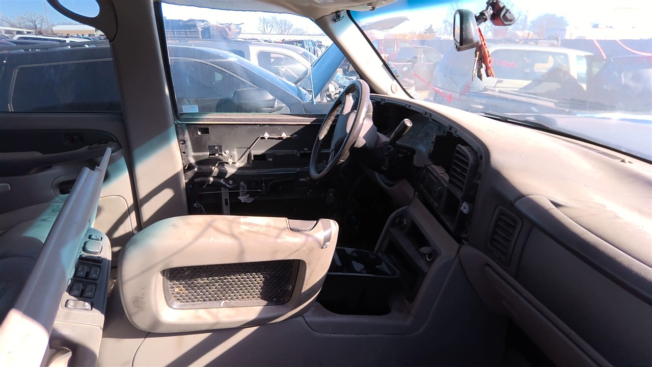 https://f005.backblazeb2.com/file/img-partshotlines-com/Inventory/EX921/Vehicle/7541_08.jpg