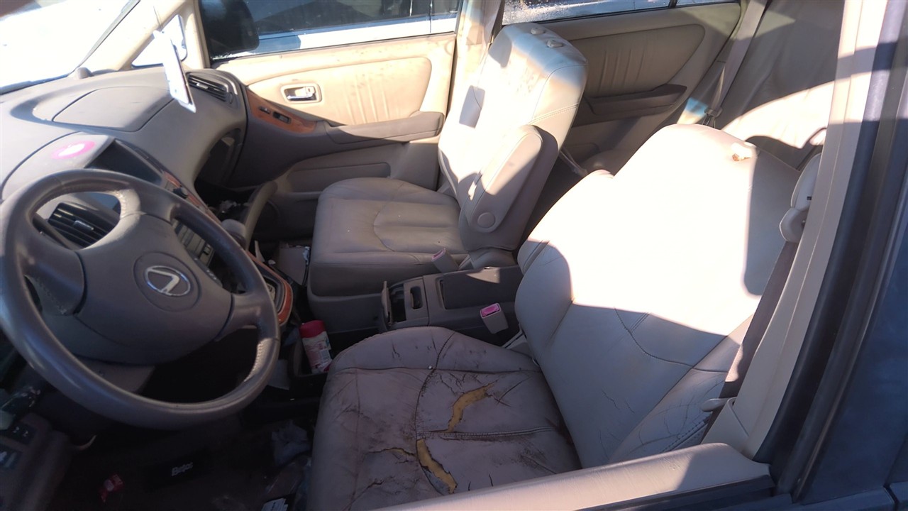 https://f005.backblazeb2.com/file/img-partshotlines-com/Inventory/EX921/Vehicle/7556_09.jpg