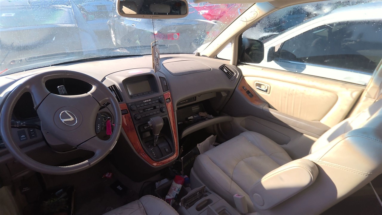 https://f005.backblazeb2.com/file/img-partshotlines-com/Inventory/EX921/Vehicle/7556_12.jpg