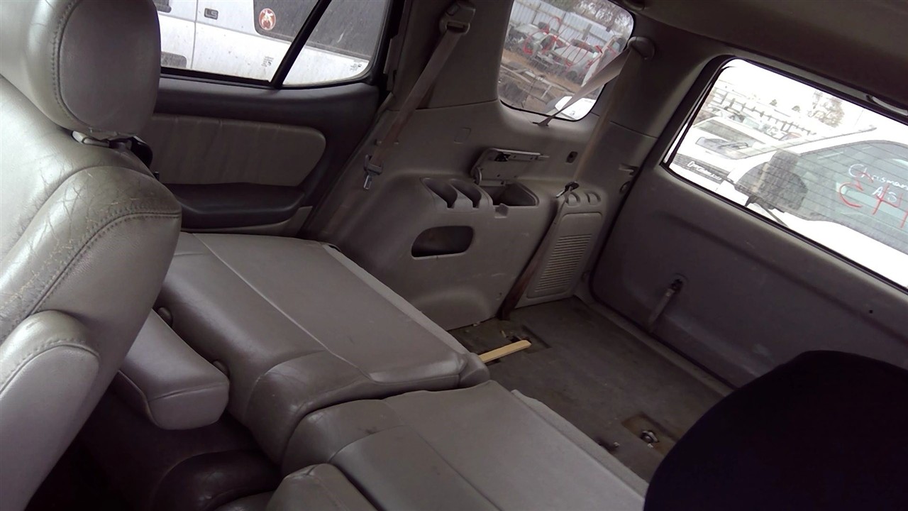 https://f005.backblazeb2.com/file/img-partshotlines-com/Inventory/EX921/Vehicle/7560_07.jpg