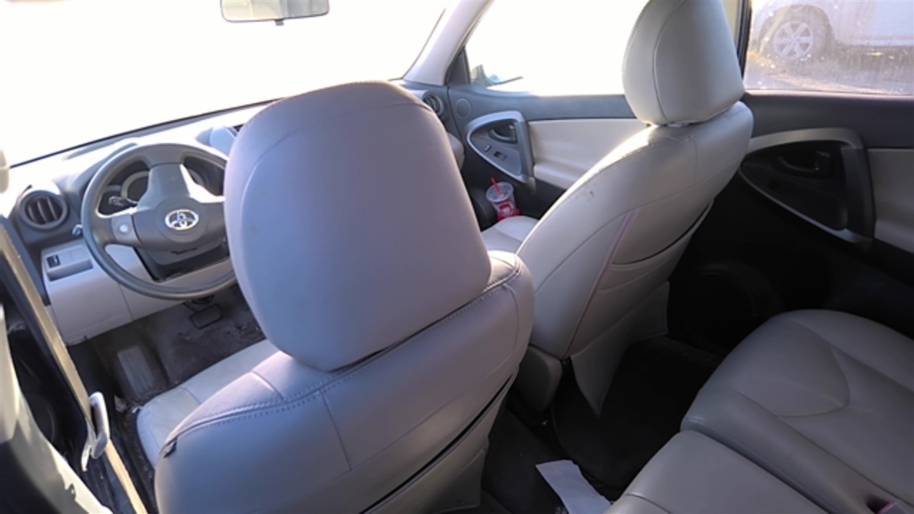 https://f005.backblazeb2.com/file/img-partshotlines-com/Inventory/EX921/Vehicle/7584_10.jpg