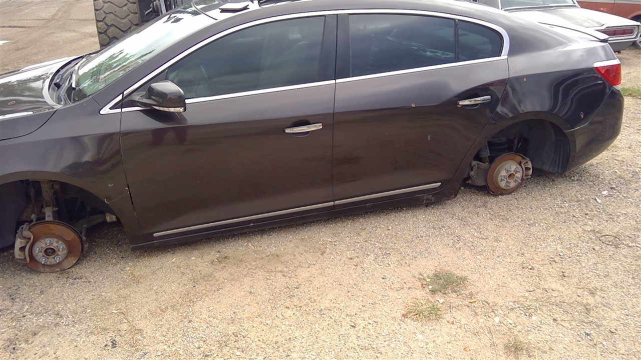 https://f005.backblazeb2.com/file/img-partshotlines-com/Inventory/EX921/Vehicle/7604_02.jpg