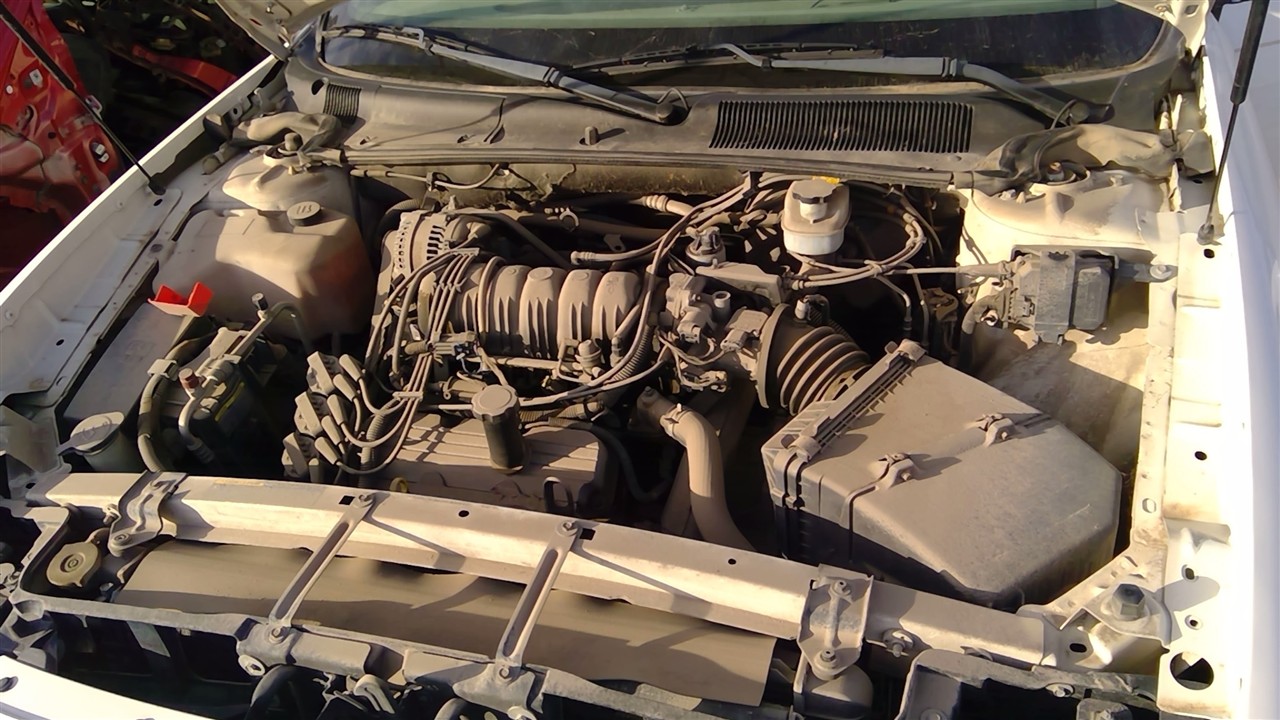 https://f005.backblazeb2.com/file/img-partshotlines-com/Inventory/EX921/Vehicle/7639_01.jpg