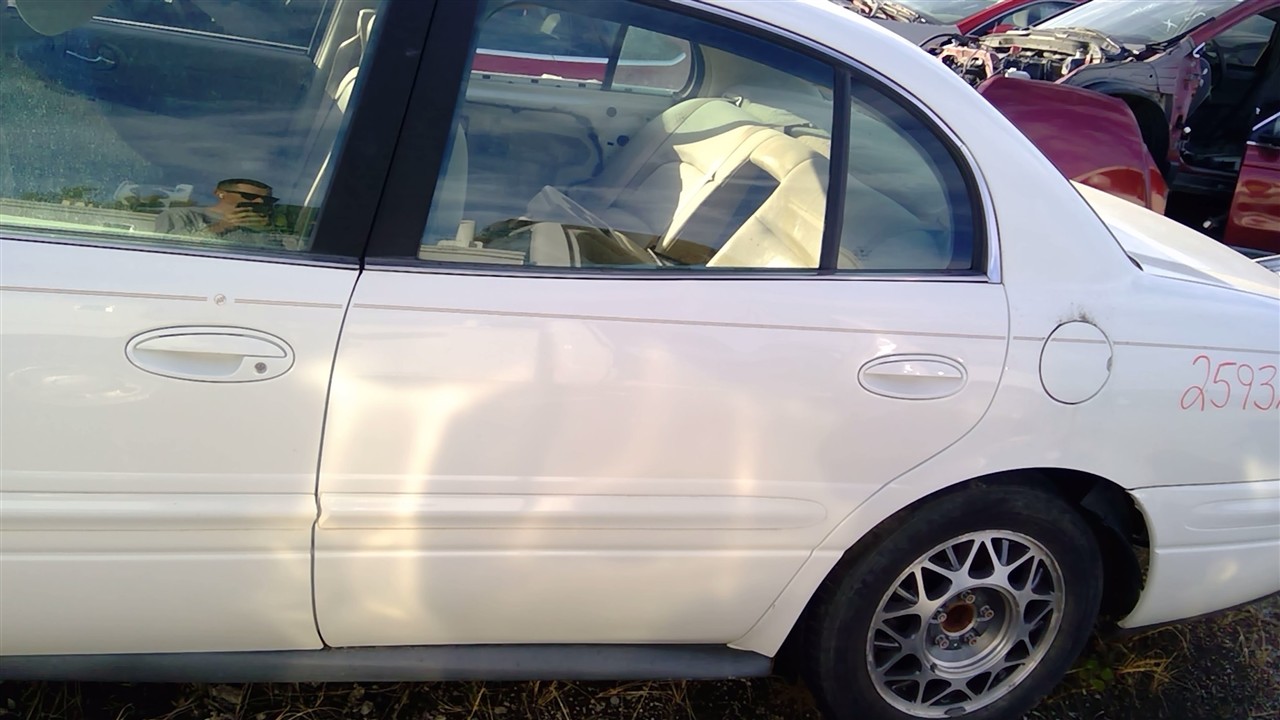 https://f005.backblazeb2.com/file/img-partshotlines-com/Inventory/EX921/Vehicle/7639_11.jpg