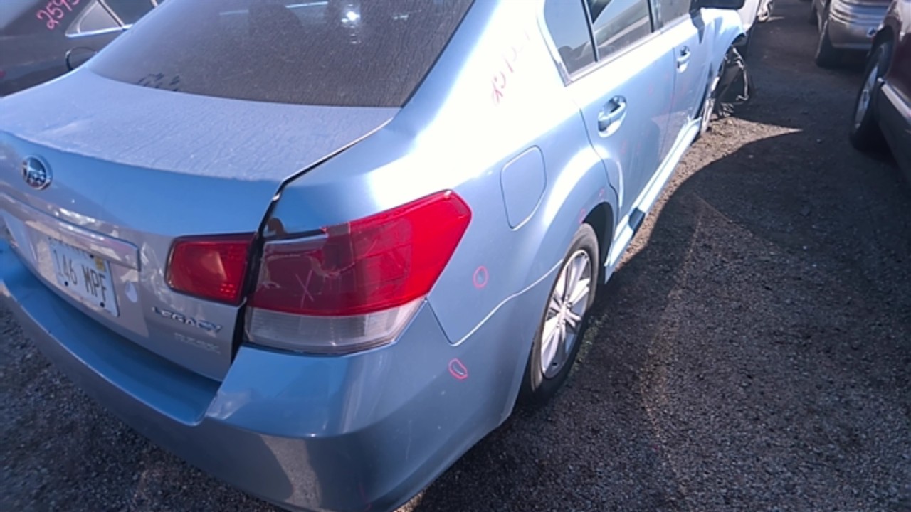 https://f005.backblazeb2.com/file/img-partshotlines-com/Inventory/EX921/Vehicle/7647_04.jpg