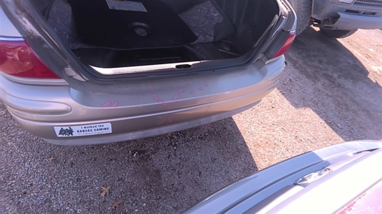 https://f005.backblazeb2.com/file/img-partshotlines-com/Inventory/EX921/Vehicle/7650_05.jpg