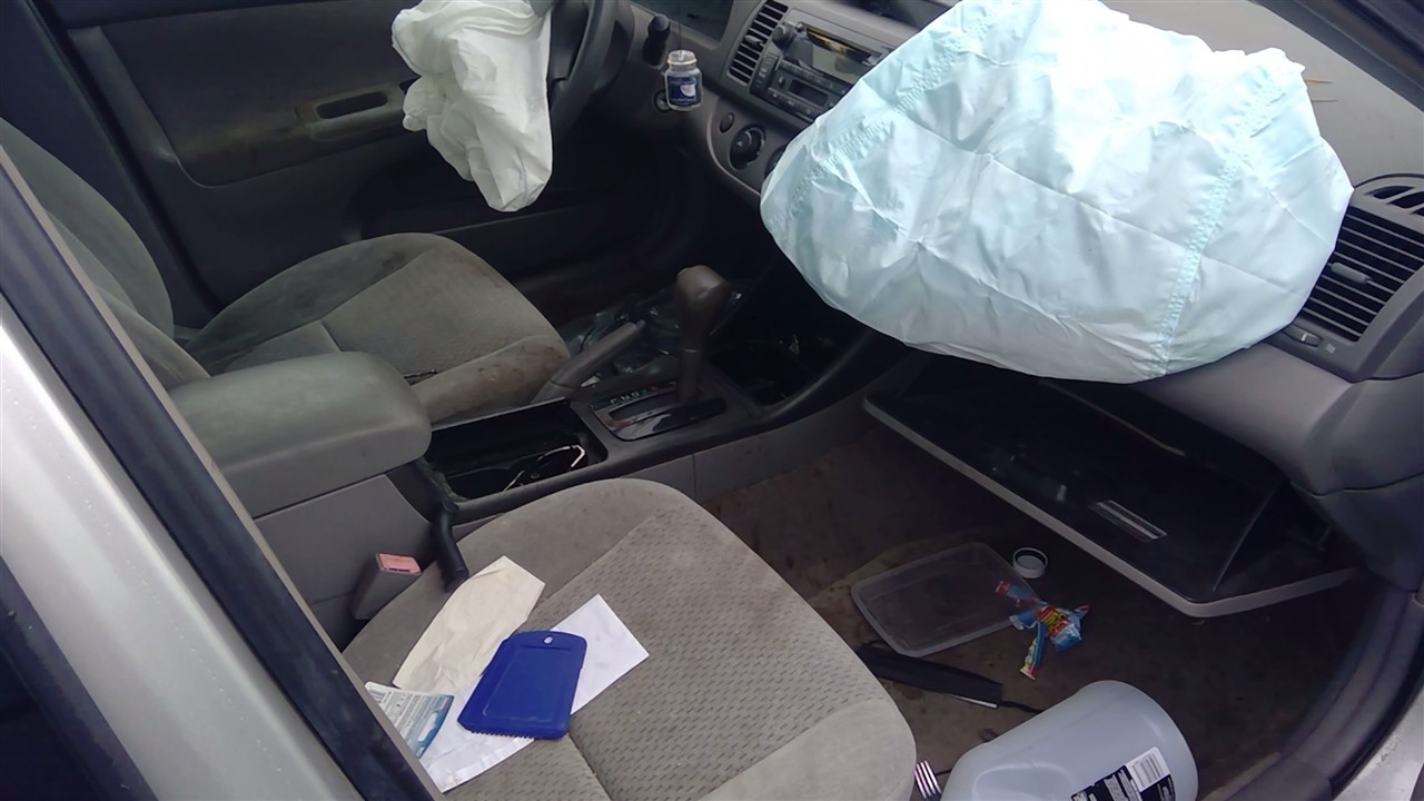https://f005.backblazeb2.com/file/img-partshotlines-com/Inventory/EX921/Vehicle/7665_07.jpg