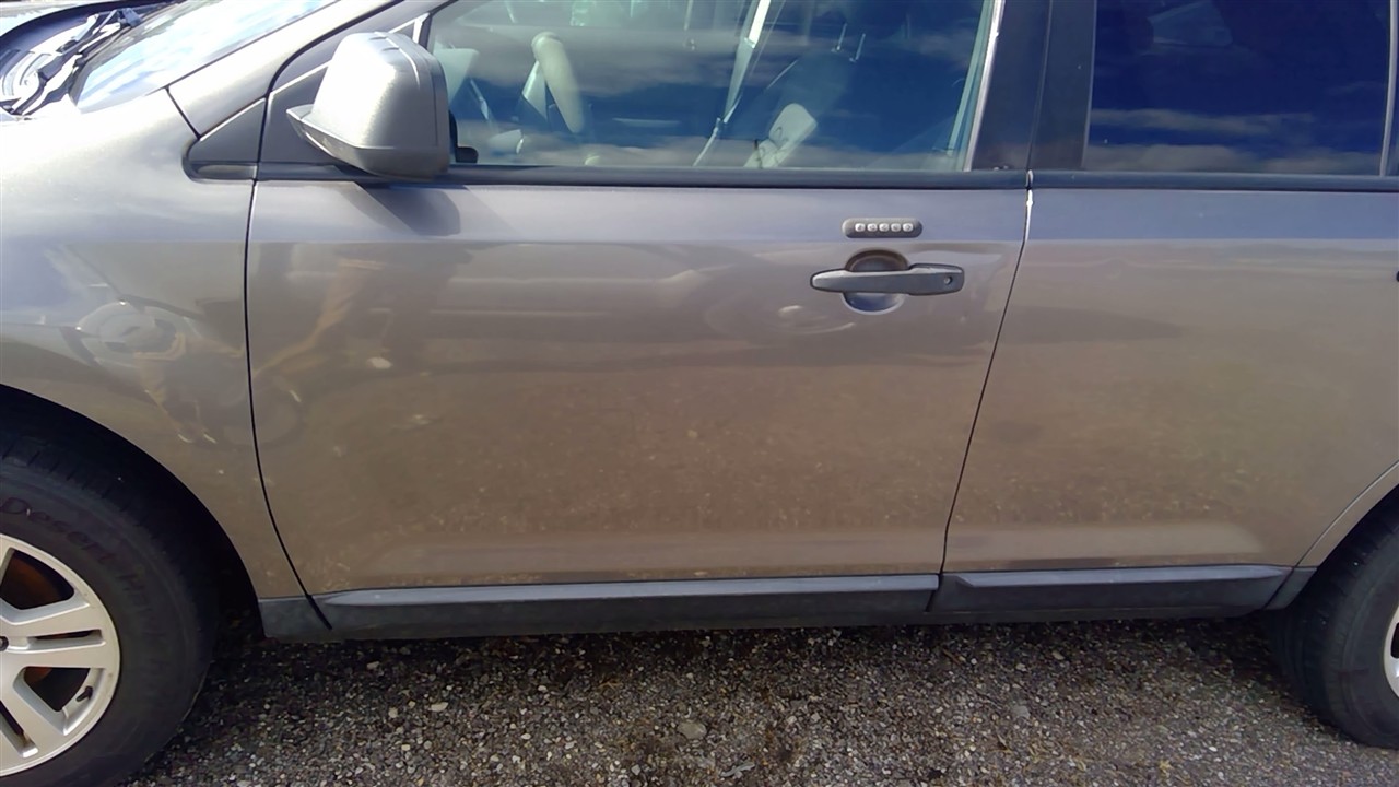 https://f005.backblazeb2.com/file/img-partshotlines-com/Inventory/EX921/Vehicle/7668_12.jpg