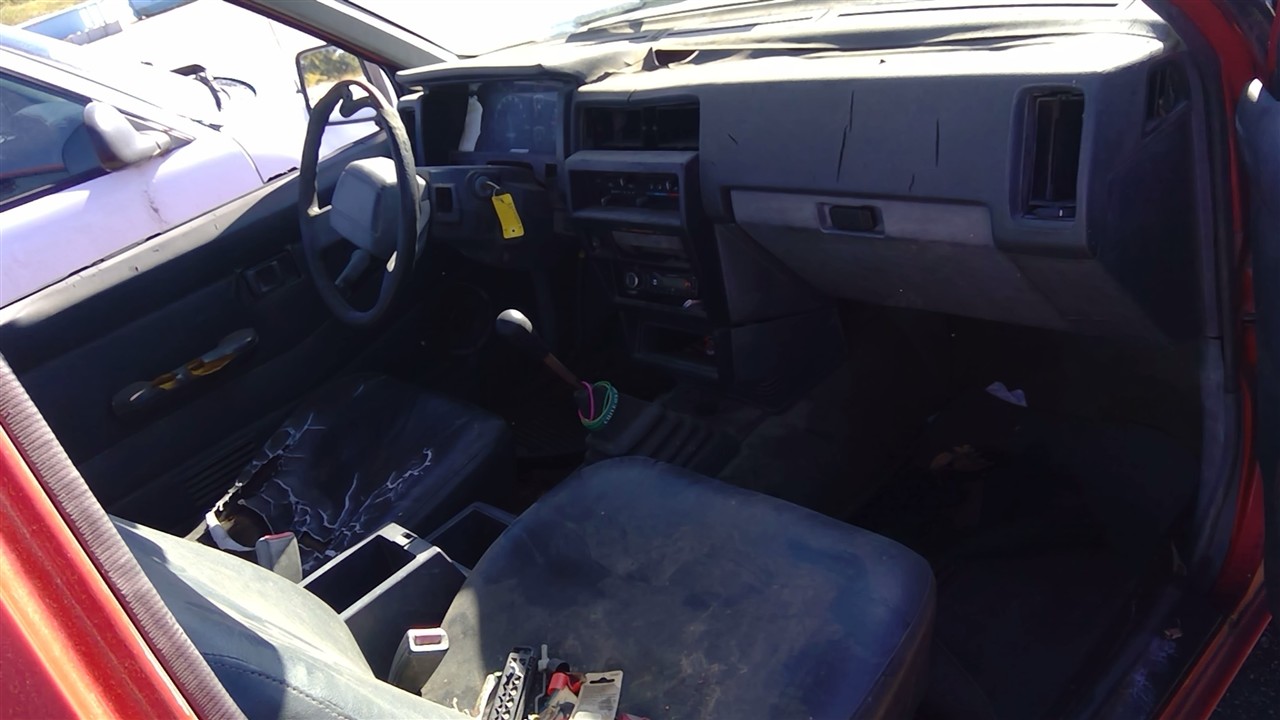 https://f005.backblazeb2.com/file/img-partshotlines-com/Inventory/EX921/Vehicle/7717_08.jpg
