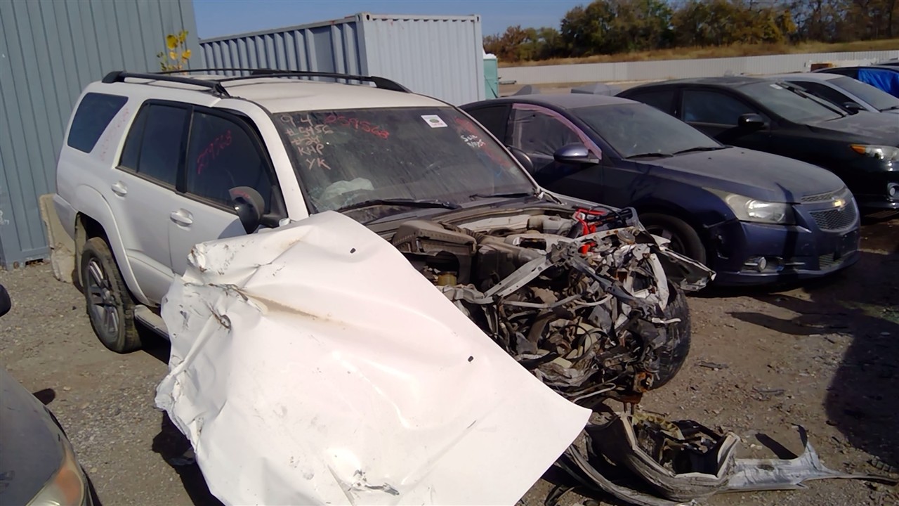 https://f005.backblazeb2.com/file/img-partshotlines-com/Inventory/EX921/Vehicle/7747_10.jpg