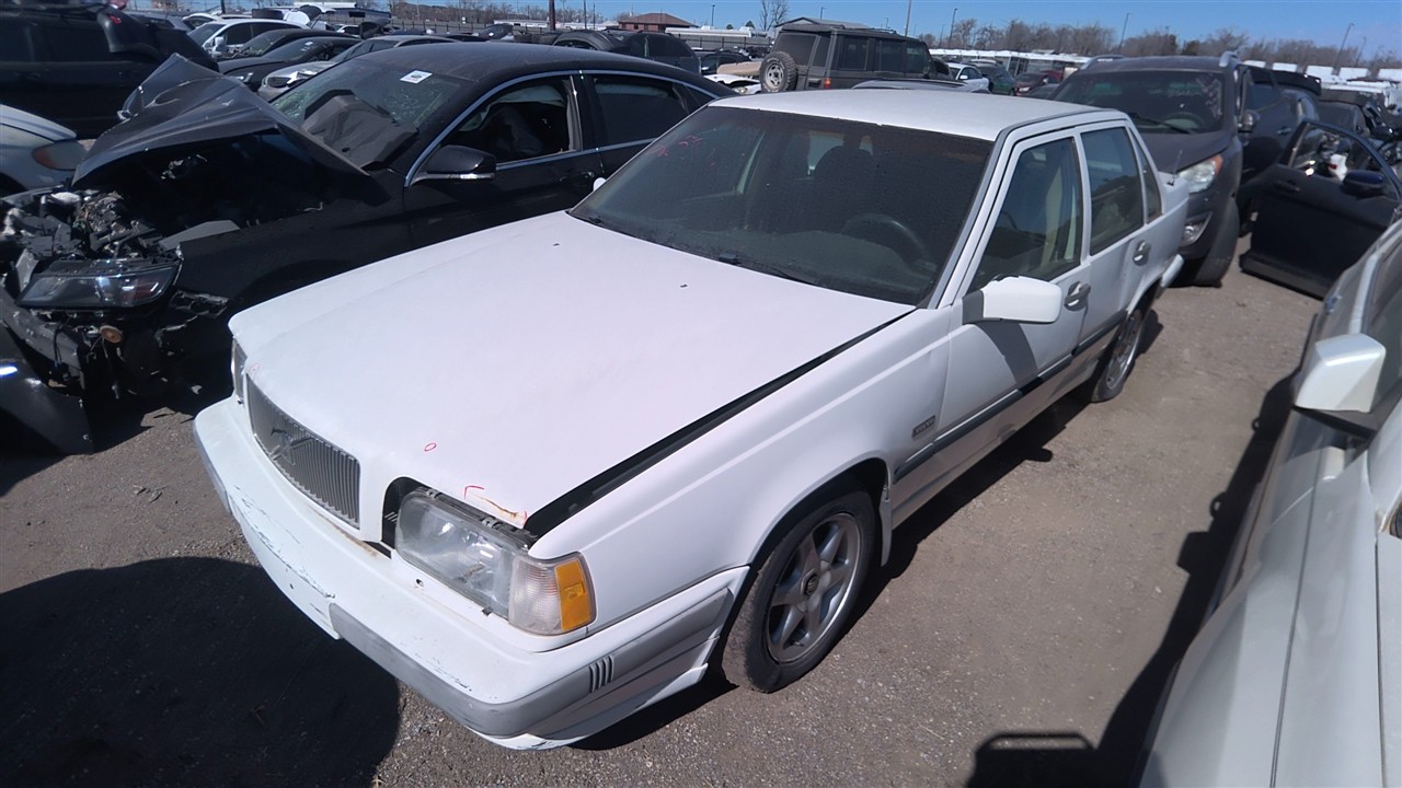 https://f005.backblazeb2.com/file/img-partshotlines-com/Inventory/EX921/Vehicle/7753_02.jpg