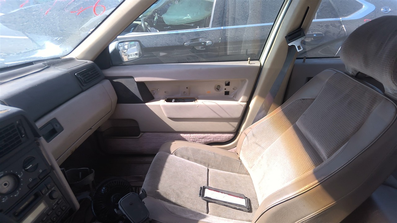 https://f005.backblazeb2.com/file/img-partshotlines-com/Inventory/EX921/Vehicle/7753_11.jpg