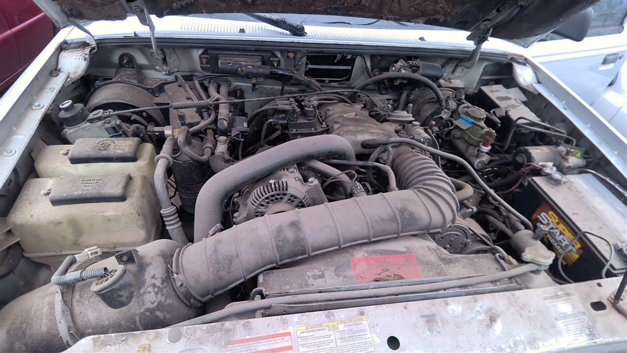 https://f005.backblazeb2.com/file/img-partshotlines-com/Inventory/EX921/Vehicle/7843_02.jpg