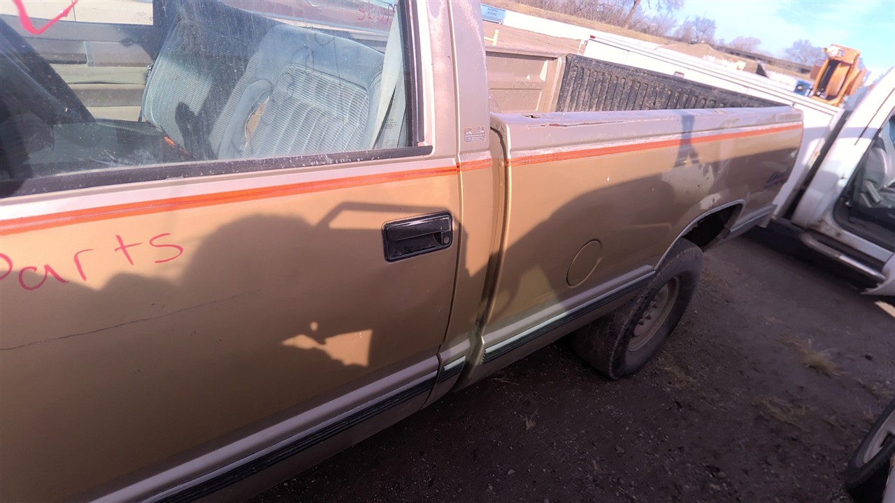 https://f005.backblazeb2.com/file/img-partshotlines-com/Inventory/EX921/Vehicle/7937_08.jpg