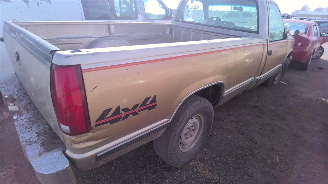https://f005.backblazeb2.com/file/img-partshotlines-com/Inventory/EX921/Vehicle/7937_11.jpg