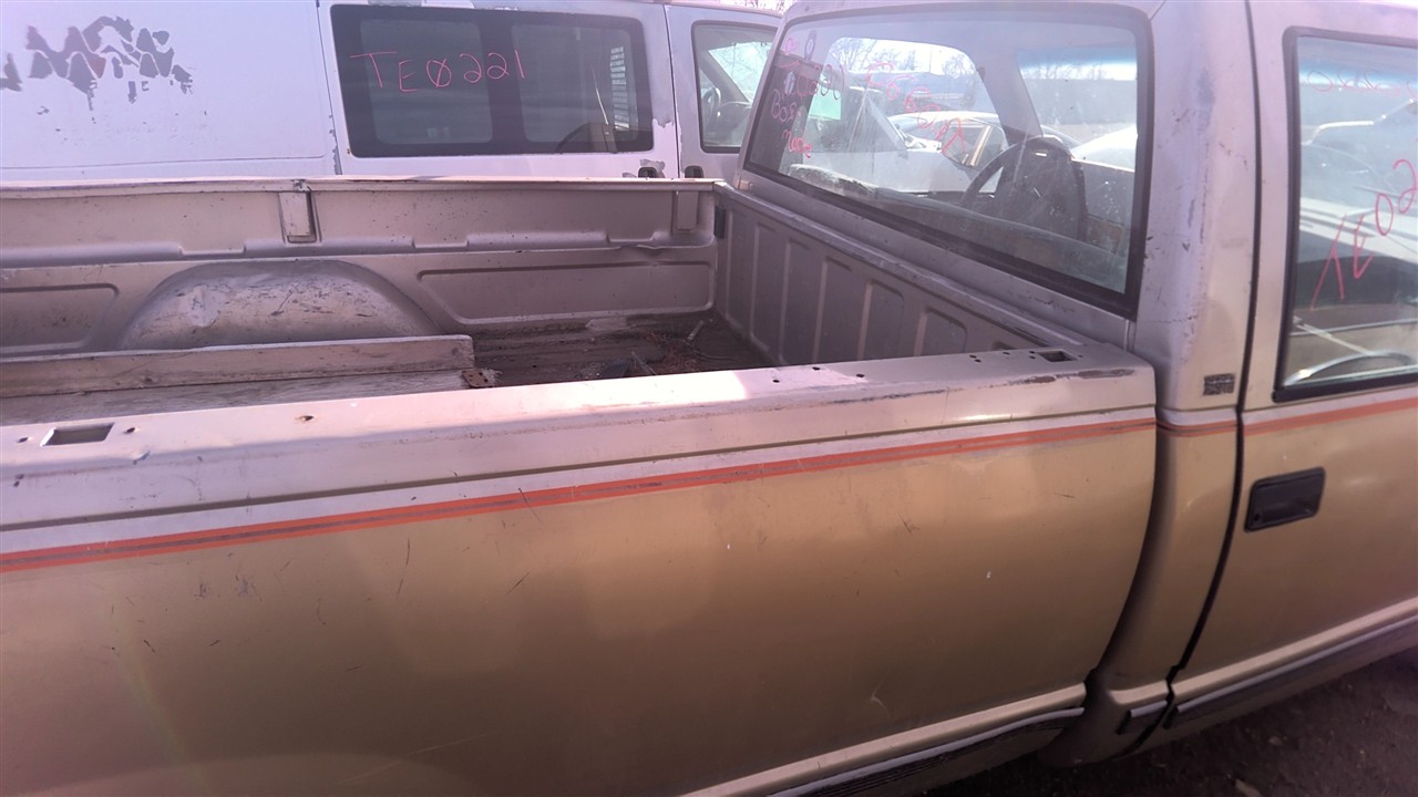 https://f005.backblazeb2.com/file/img-partshotlines-com/Inventory/EX921/Vehicle/7937_12.jpg