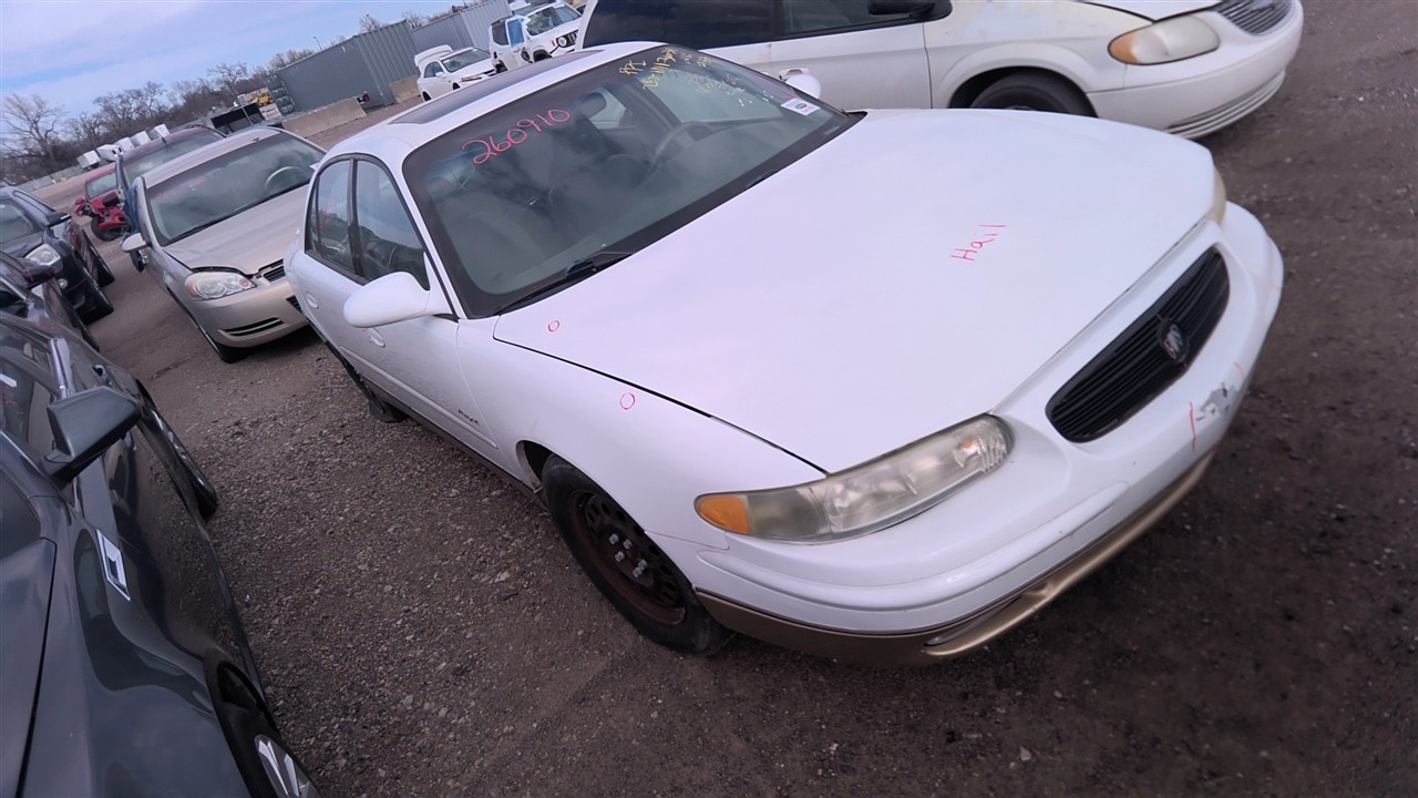 https://f005.backblazeb2.com/file/img-partshotlines-com/Inventory/EX921/Vehicle/7944_04.jpg