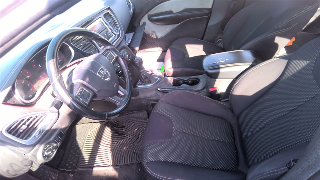 https://f005.backblazeb2.com/file/img-partshotlines-com/Inventory/EX921/Vehicle/7949_10.jpg