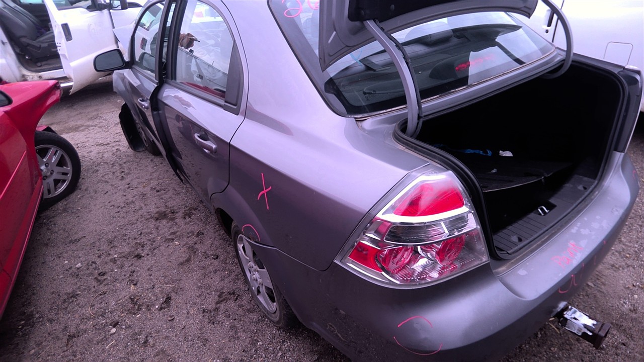 https://f005.backblazeb2.com/file/img-partshotlines-com/Inventory/EX921/Vehicle/7953_04.jpg