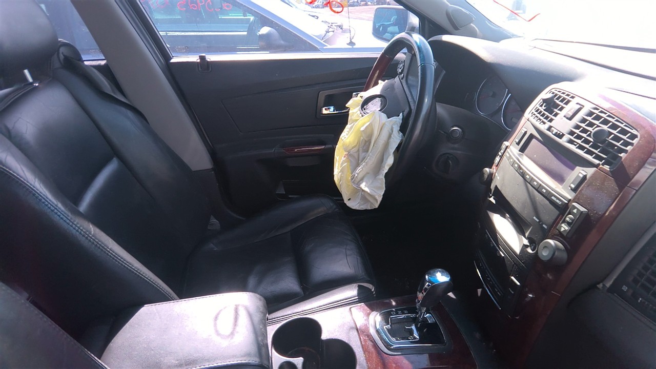https://f005.backblazeb2.com/file/img-partshotlines-com/Inventory/EX921/Vehicle/7963_10.jpg