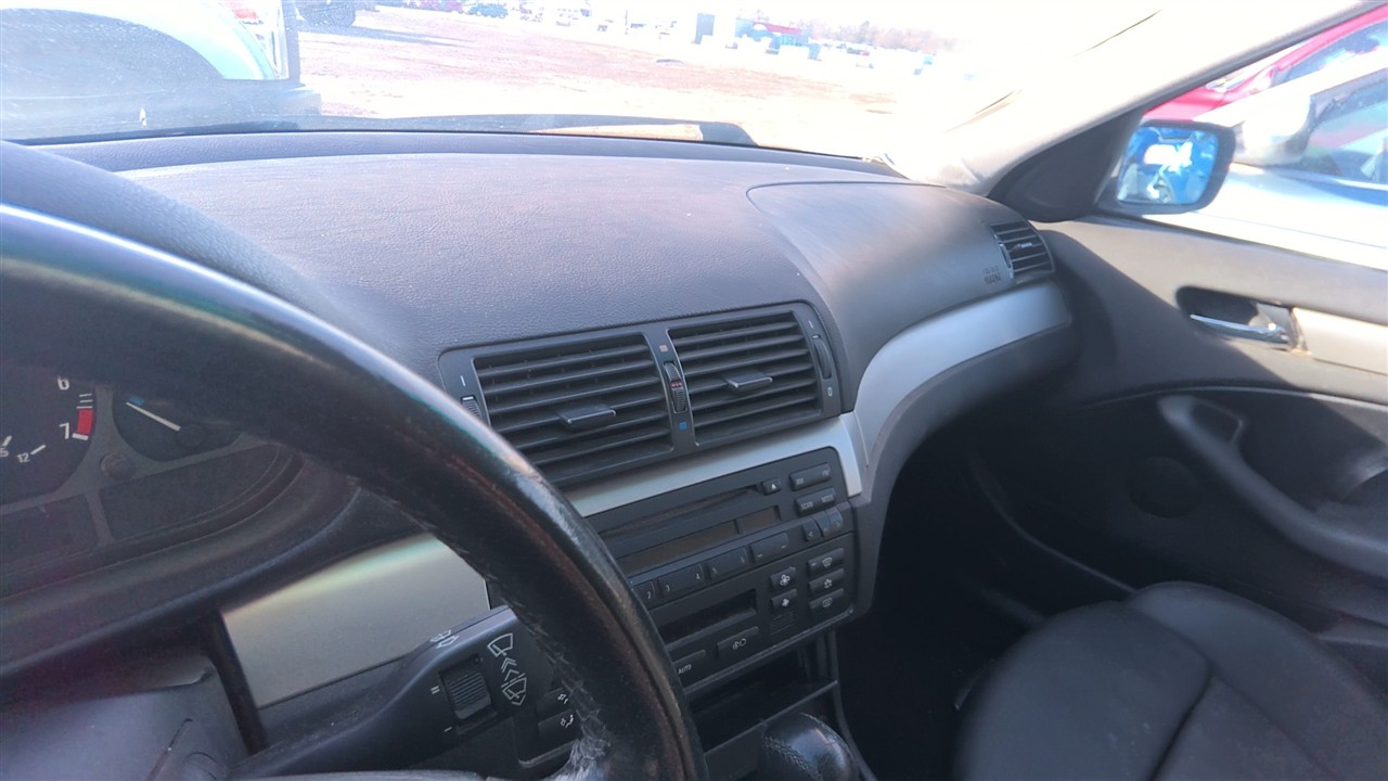 https://f005.backblazeb2.com/file/img-partshotlines-com/Inventory/EX921/Vehicle/7965_11.jpg