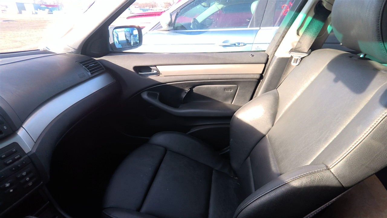 https://f005.backblazeb2.com/file/img-partshotlines-com/Inventory/EX921/Vehicle/7965_12.jpg