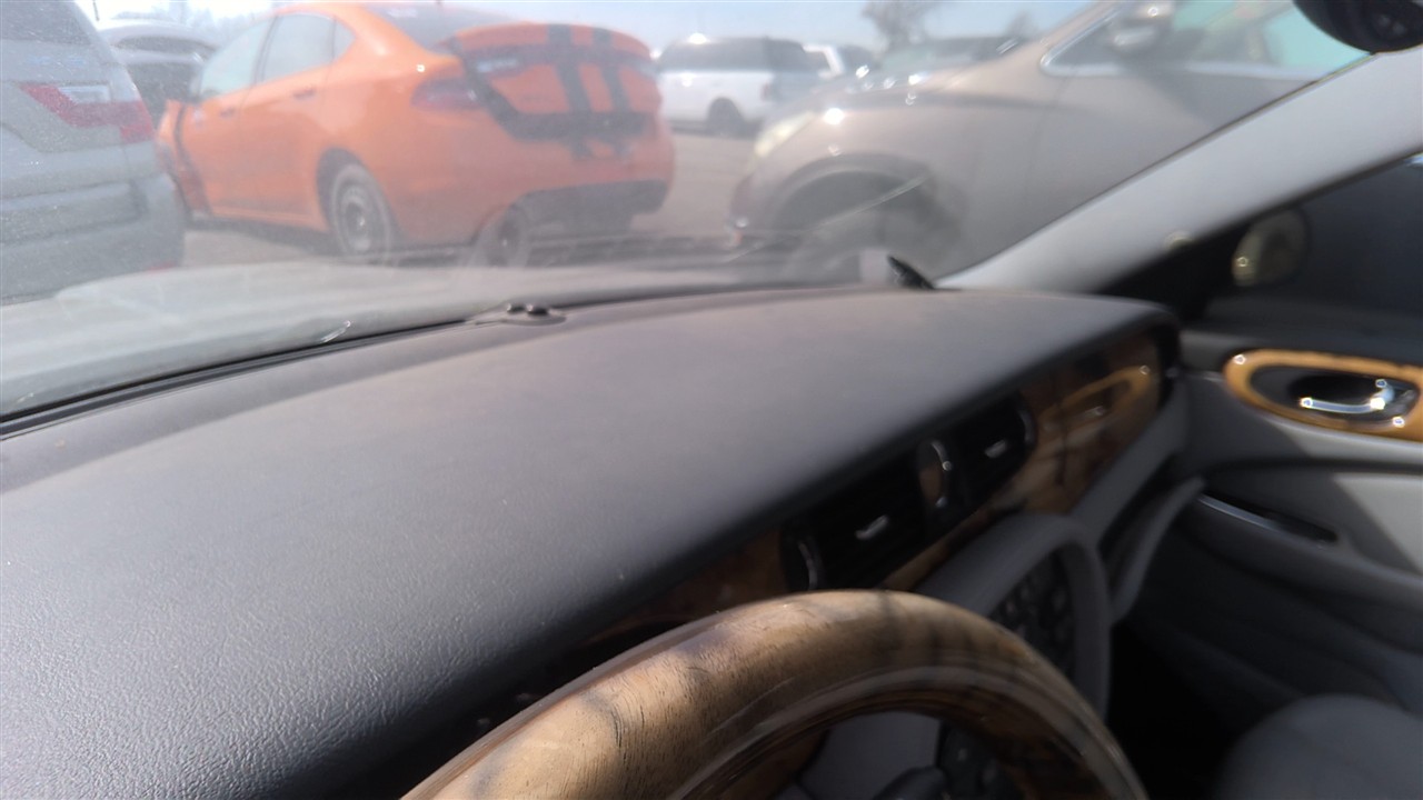 https://f005.backblazeb2.com/file/img-partshotlines-com/Inventory/EX921/Vehicle/7966_12.jpg